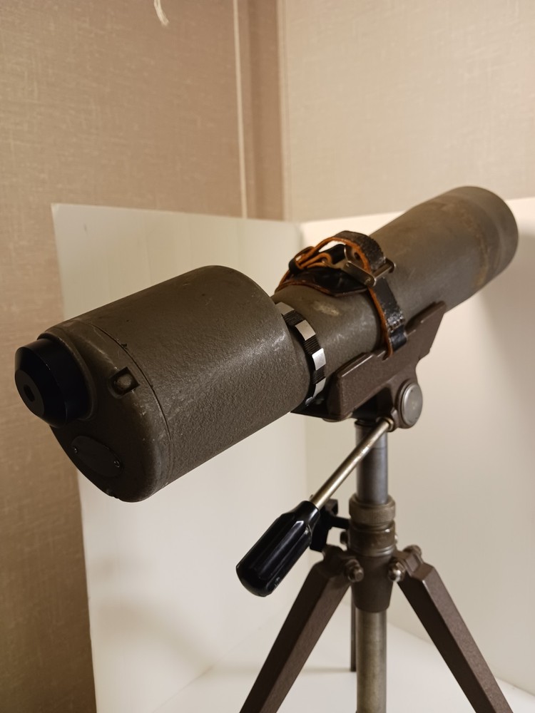 SWIFT SPOTTING SCOPE MODEL 821 with Eagle TRIPOD. Good functional condition! 60x