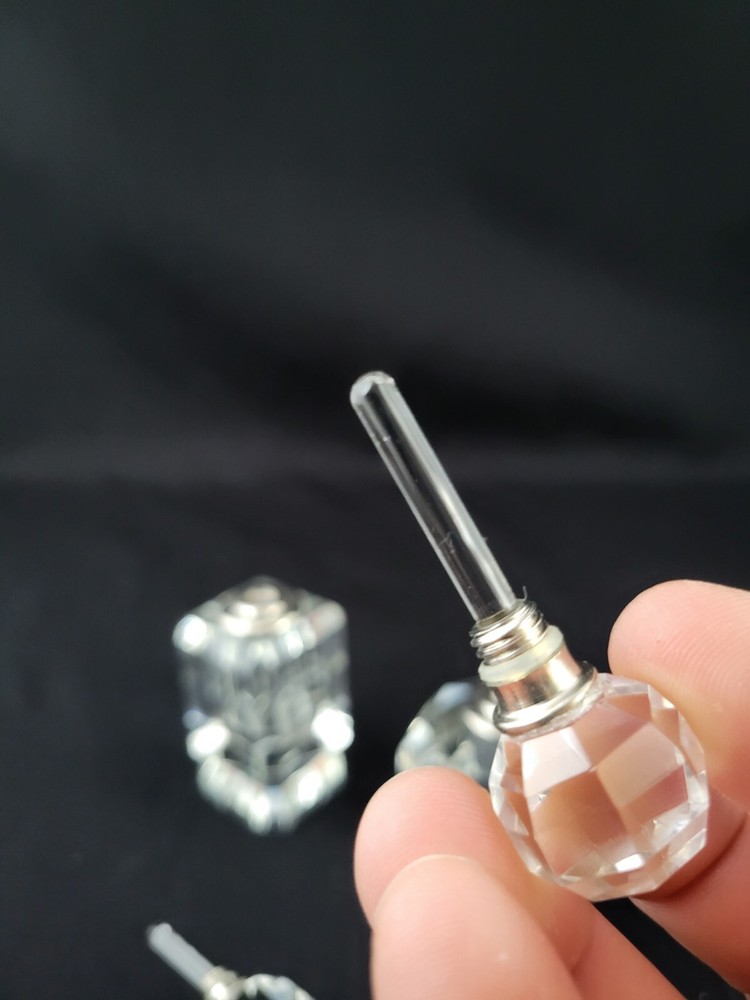 Crystal Perfume Set With Screw Top Applicator Oleg Cassini?
