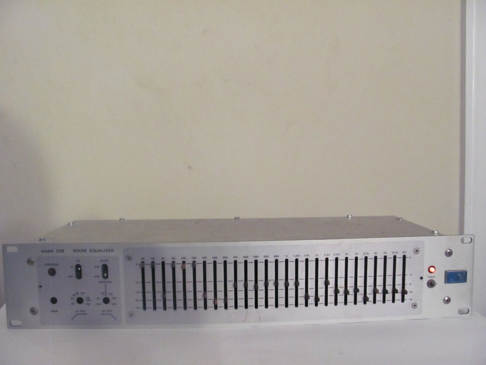 UREI 539 One Third Band Equalizer