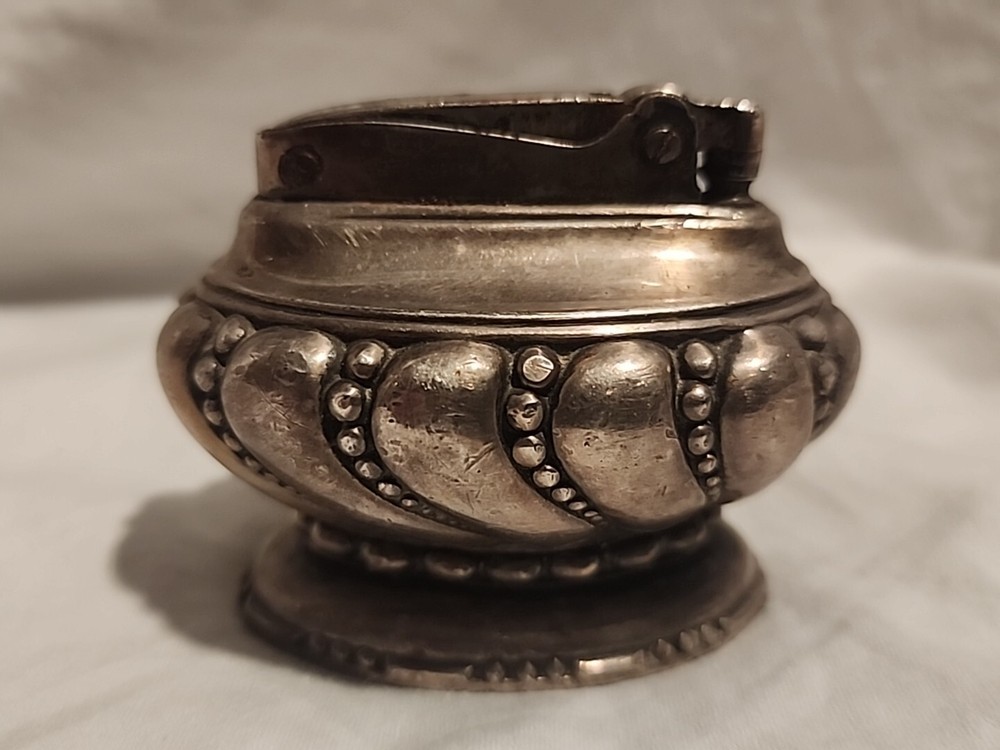 Ronson Crown silver plated 1950’s vintage table top lighter UNTESTED