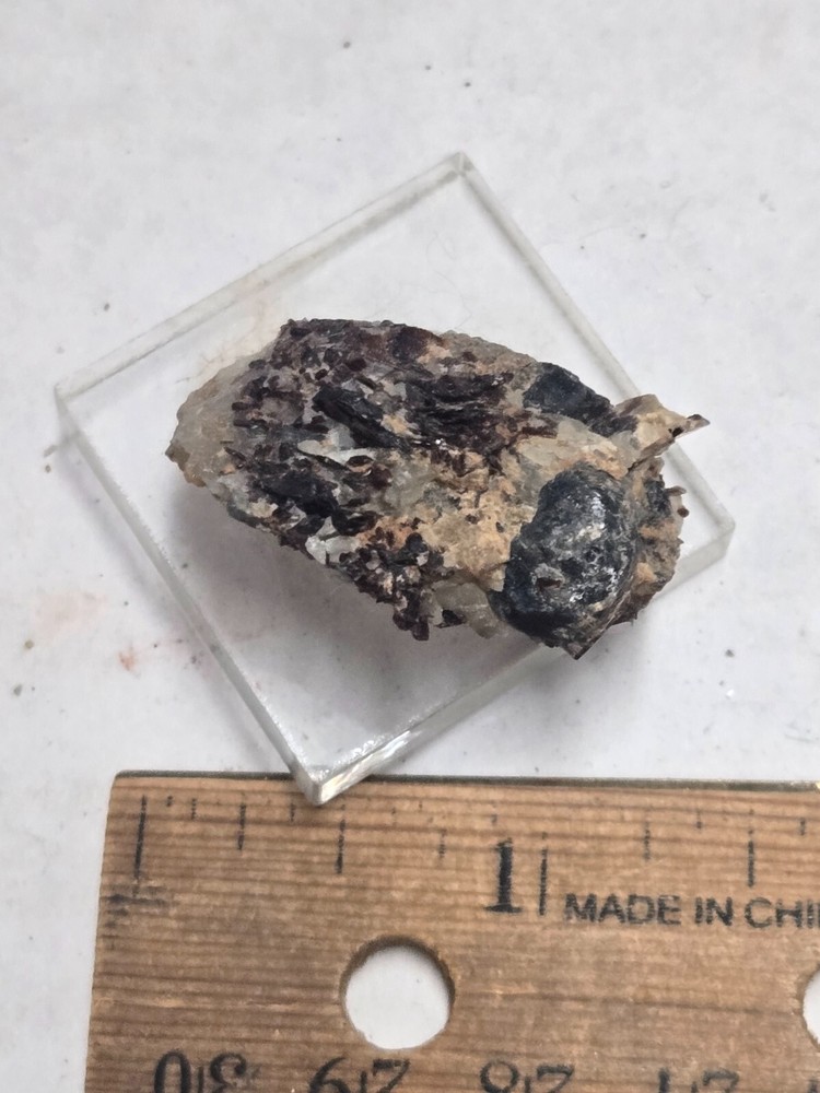 Beautiful Sapphirine specimen