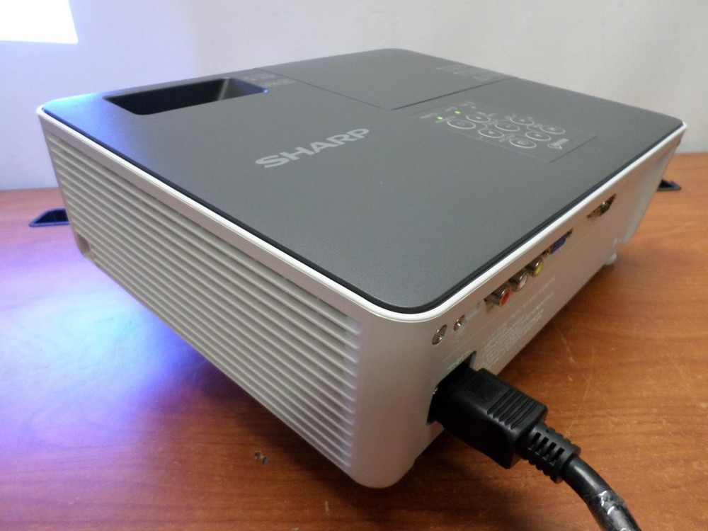 Sharp PG-LX2000 XGA Conference Room Projector