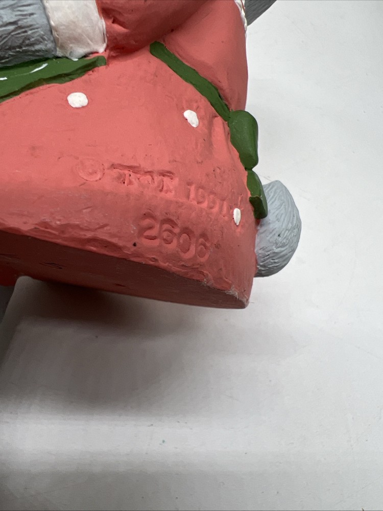 Vintage 1991 Sitting On Shelf Mrs Easter Bunny