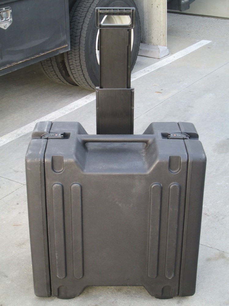 SKB 6 Space Rolling Roto Rack Case w/ Wheels & Pull Out Handle Waterproof #879