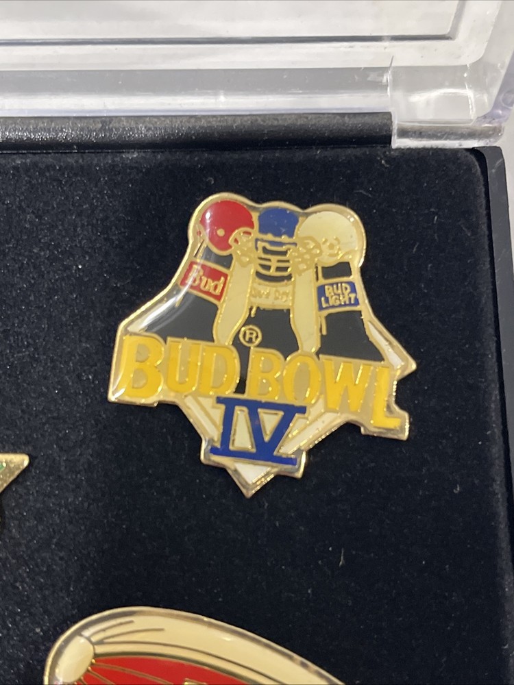 Bud Bowl Commemorative 7 Pin Set