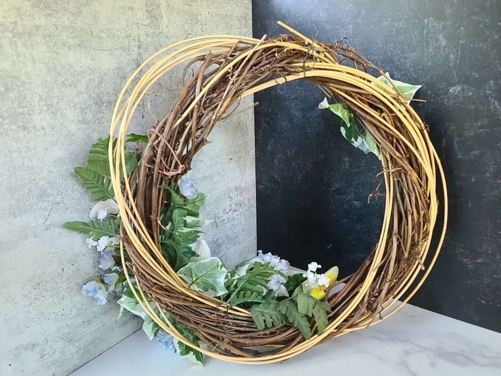 Vintage Spring Lily Wreath