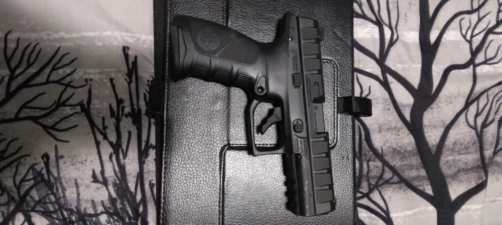 BERETTA APX Co2 .177 WITH BLOWBACK