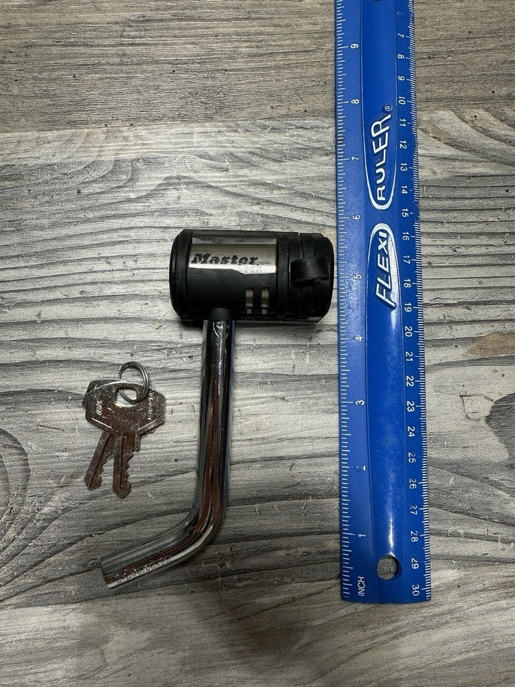 Lockable MASTER LOCK Trailer Hitch Pin With Keys