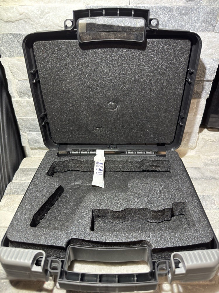 Sig Sauer Pistol Gun Case Hard Plastic