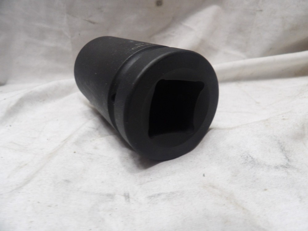 Deep Well Impact Socket 1" Drive 33mm ST1033MD