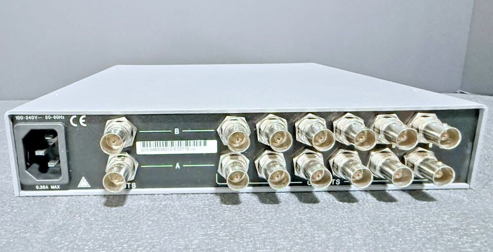 Extron CVDA 6 MX Dual Composite Video Distribution Amplifier 1x6 BNC - Powers On