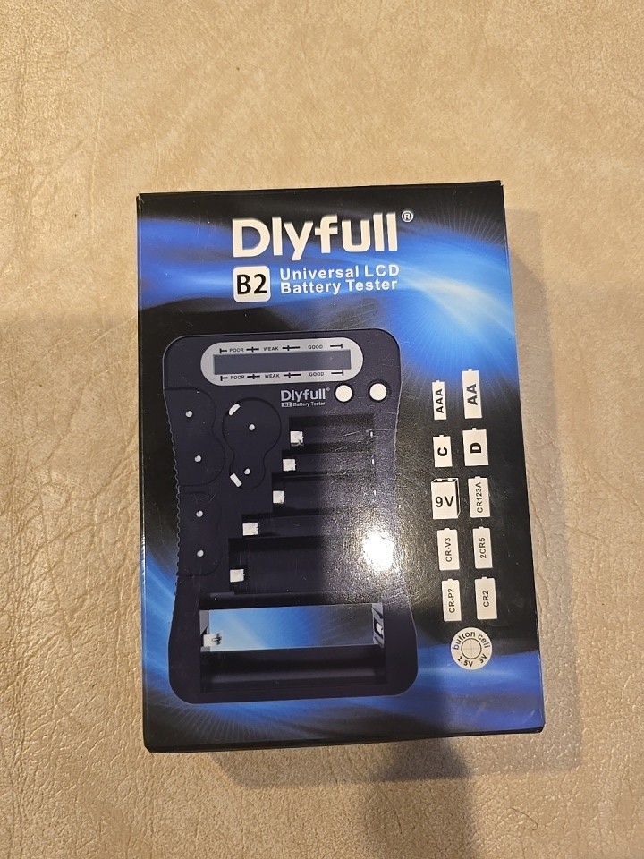 Dlyfull Universal Battery Tester With LCD Display, Multi Purpose Small Checker