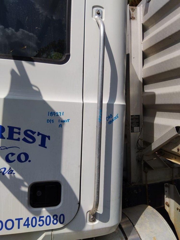 For 2014 MACK CHU613 CAB HANDLE Left ,  MD