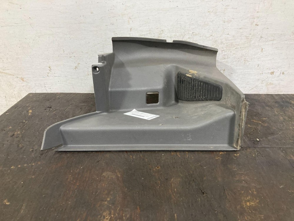 Peterbilt 587 KICK Dash Panel - Used