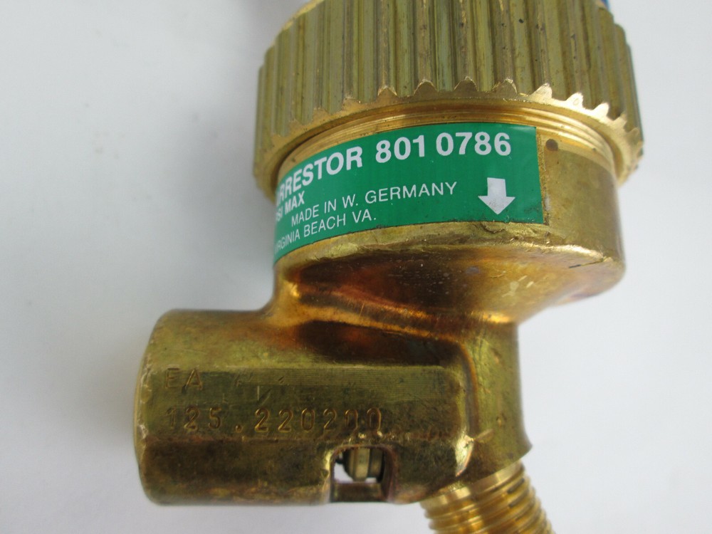 New Witt D5810 Concoa Automatic Flashback Arrestor 801 0786 Oxygen 150 PSI Max