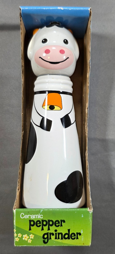 Kamenstein Cow Pepper Grinder Ceramic Hand Painted Kitchen Decor