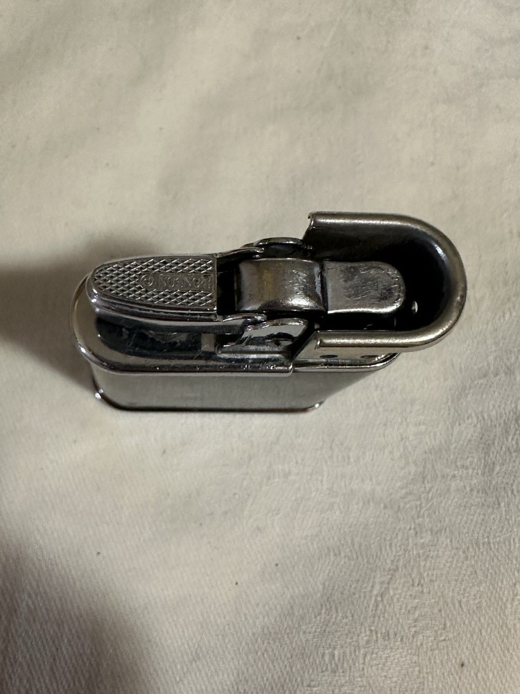 Vintage Ronson Whirlwind Lighter With Wind Guard Sparks