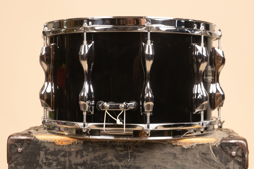 Yamaha 8x14 Solid Black Recording Custom Snare Drum