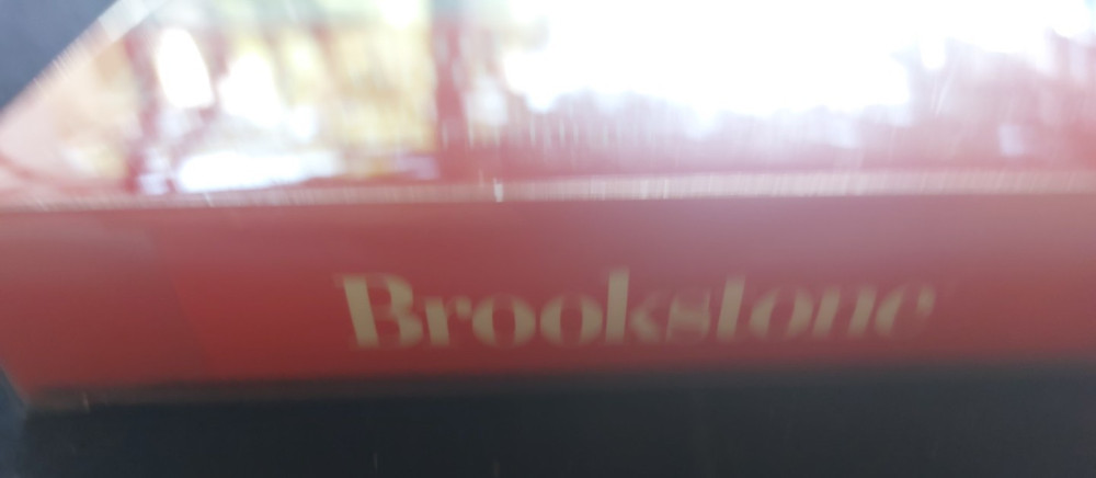 Brookstone® 9-in-1 multi-tool with flashlight pocket size tool NIB