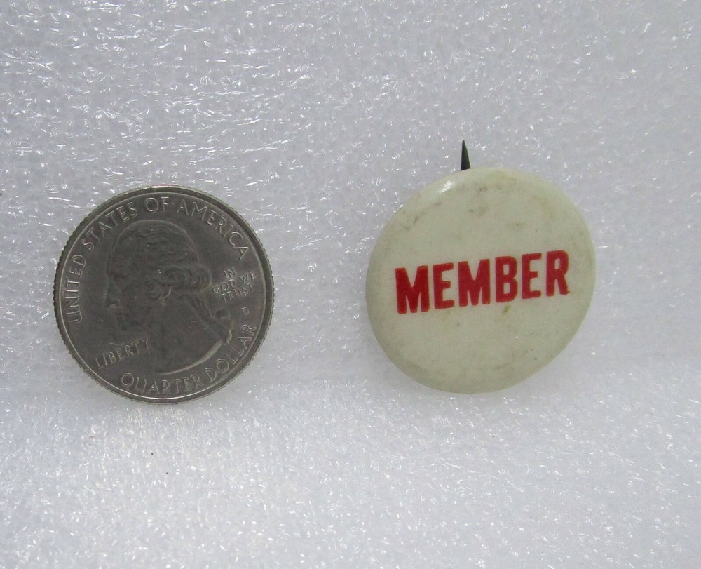 Vintage Member Button Pin