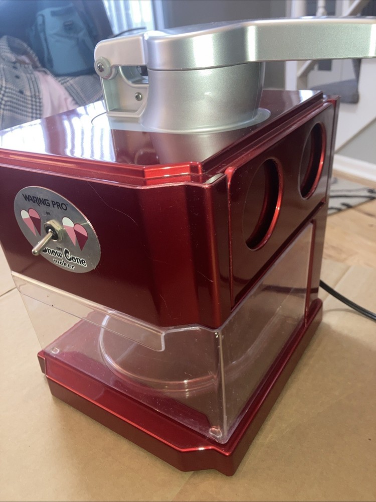 Waring Pro Snow Cone Machine- Snow Cone Maker SCM100
