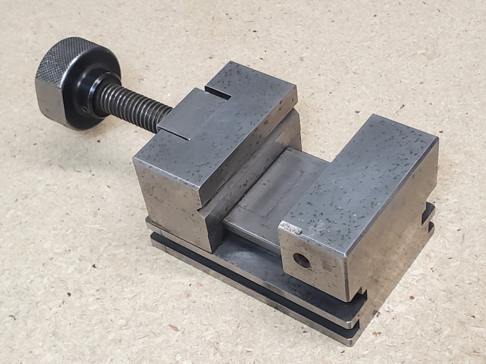 Mitutoyo No. 986-111 percision toolmakers vise