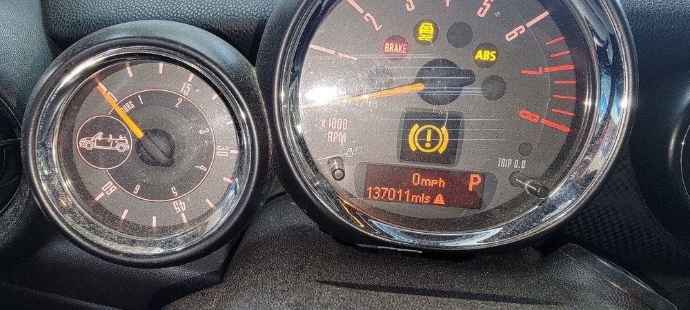 15 Mini Cooper Information/GPS/TV Display Screen
