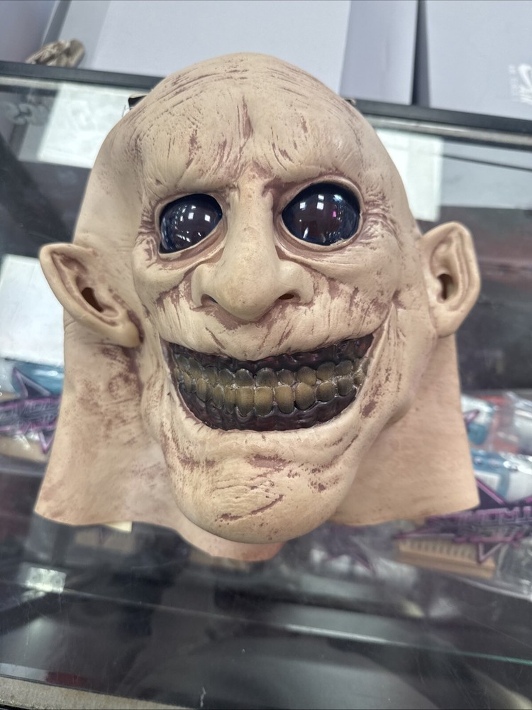 spirit smiling demon mask