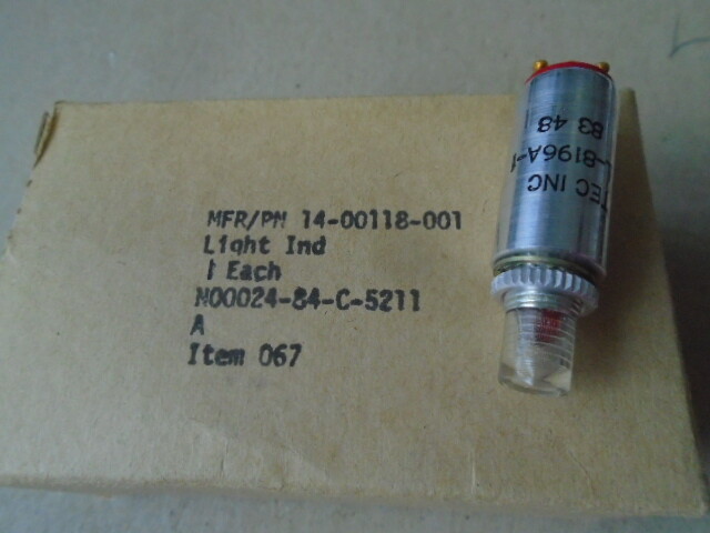 1 EA NOS TEC INC. RED PANEL INDICATOR LIGHT   P/N: L-8196A-1