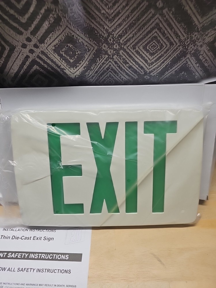 EXITRONIX Green Exit Sign + Mounting Plate Die Cast Aluminum G453-WB-WW (E9)