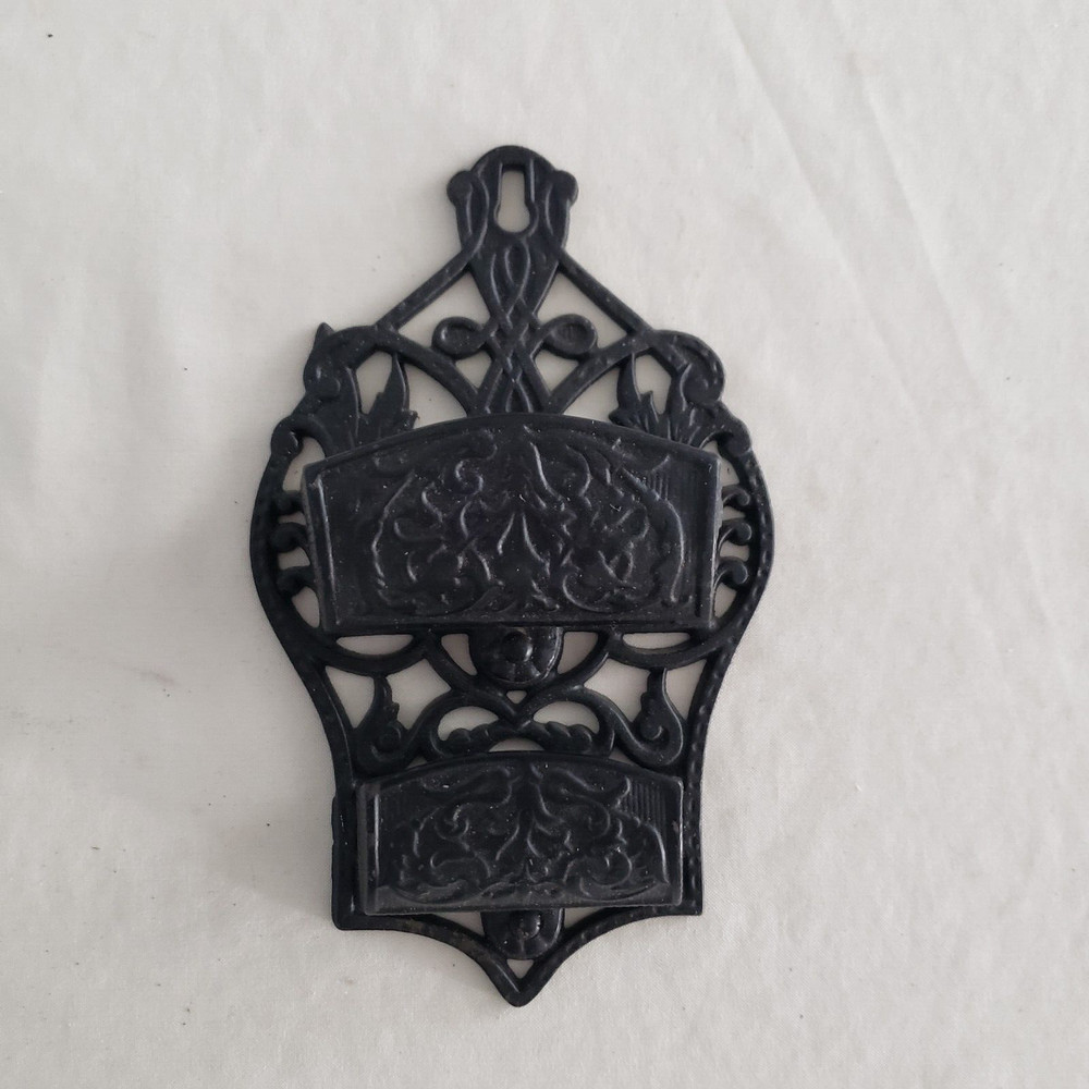 Vintage Wilton? Cast Iron Match Holder