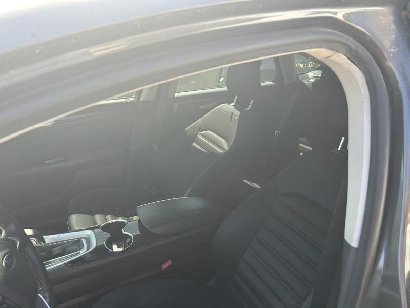 FUSION 2016 High Mounted Stop Light 104539565