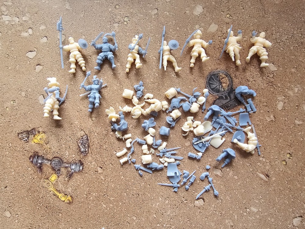 Assorted 28mm Human Figures - Mordheim, Warhammer Compatible