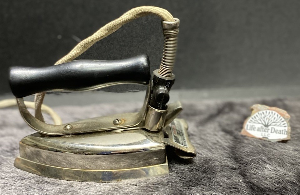 Hot Point Edison Electric Iron