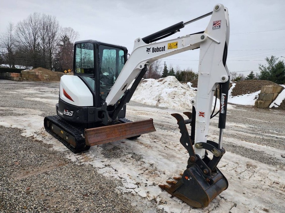 21 Bobcat E35I Mini Excavator, Long Arm, 1,059 hours, Hydraulic Thumb, Cold AC