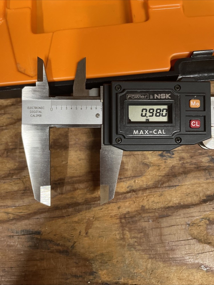Fowler & NSK Max-Cal Electronic Digital Caliper With Case
