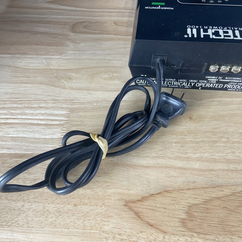 MRC Tech II RAILPOWER 1400 Trainpower Powerpack In Original Box Untested