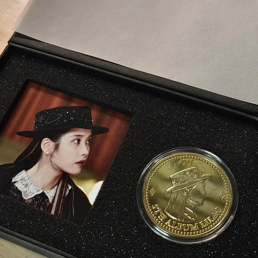 IU Coin Commemorative Medal - Type A Official