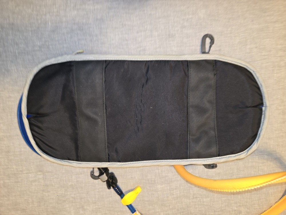 Cortez™ Deck-Mounted Kayak / SUP Hydration Pack Excellent Condition