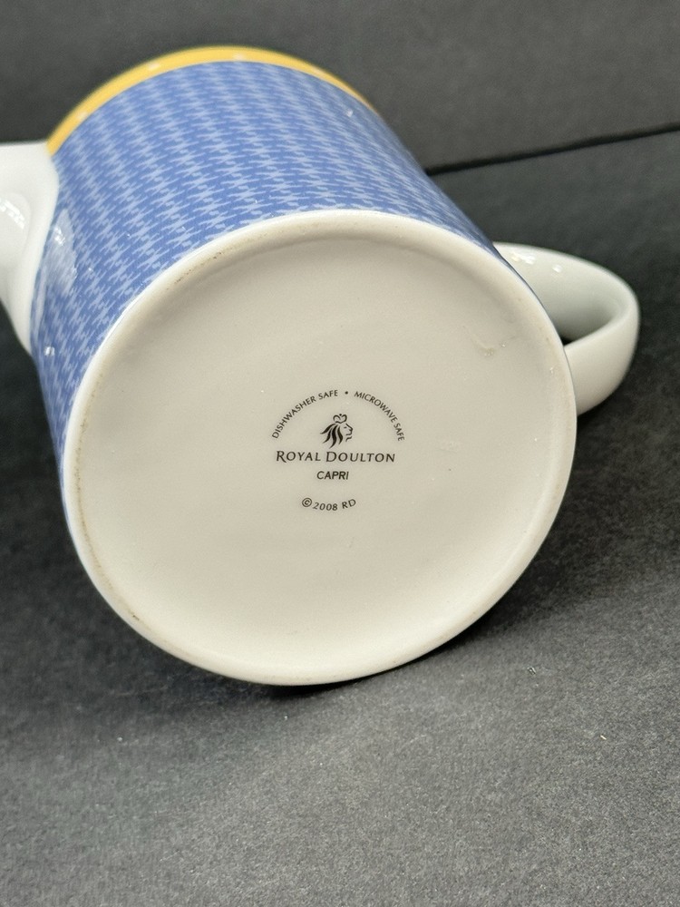 ROYAL DOULTON Capri Pattern Creamer