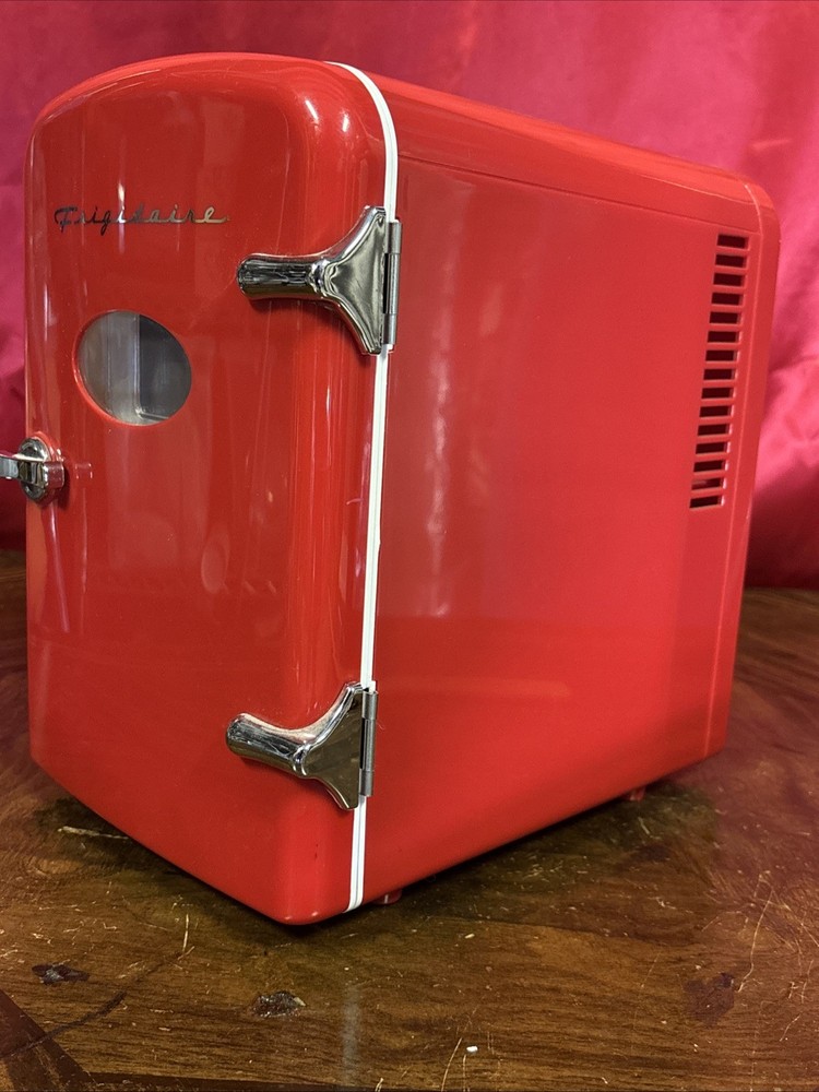Frigidaire 6-Can Mini Retro Beverage Fridge - Red