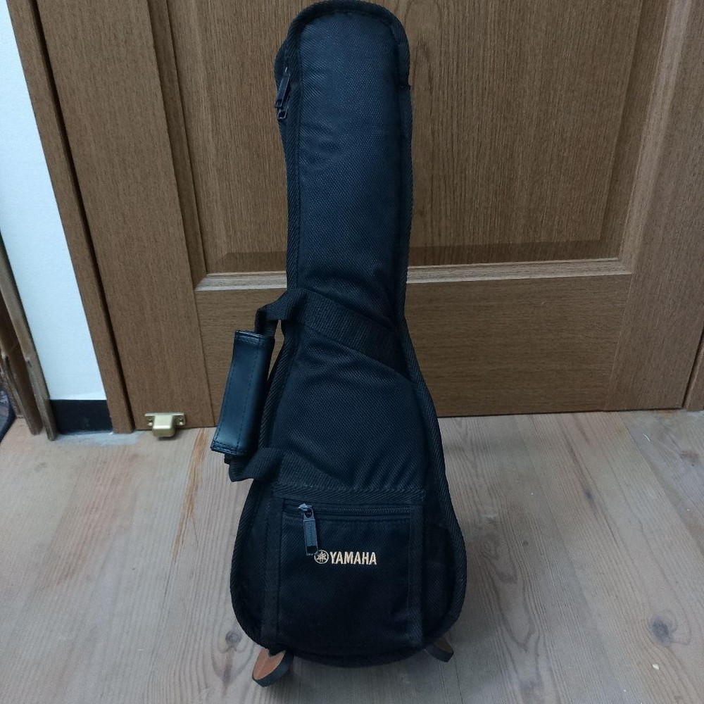 YAMAHA soprano ukulele