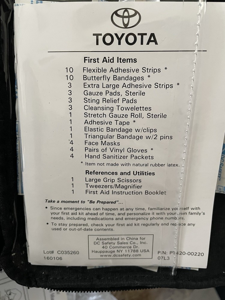 TOYOTA EMERGENCY FIRST AID KIT CASE *NEW