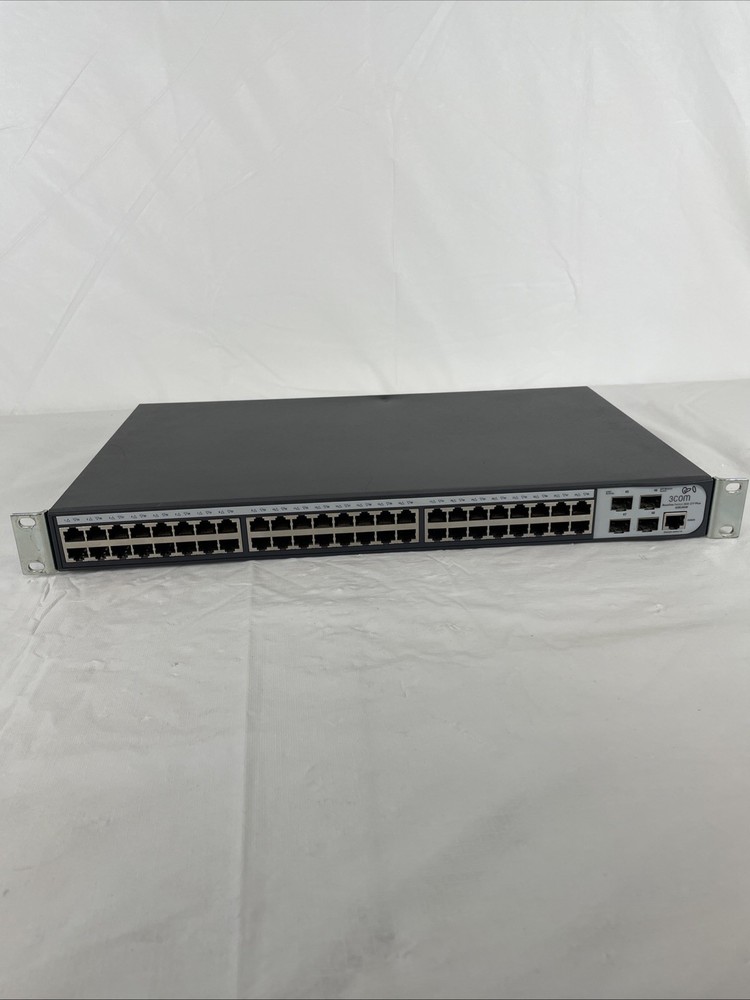 3Com Baseline Switch 2948 -SFP Plus 3CBLSG48 switch - READ
