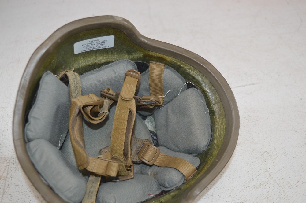 USMC BAE Systems Lightweight Ballistic Helmet Size MD Medium