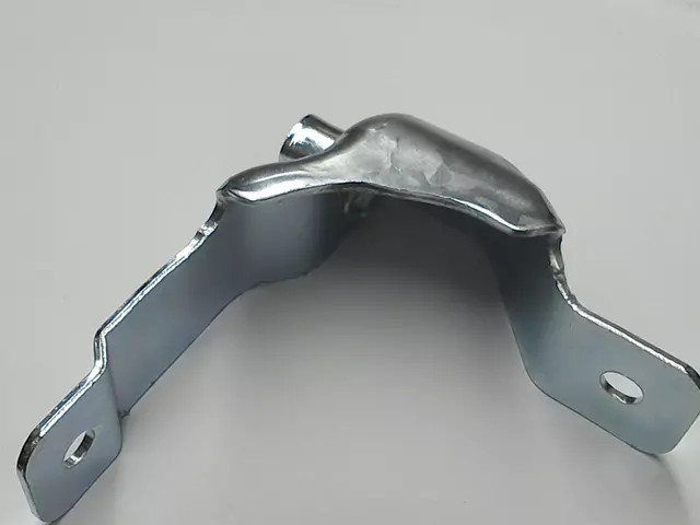 Genuine Nissan Tailgate Hinge 93481-EA805