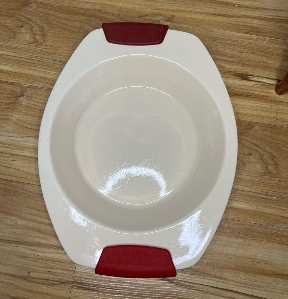 KitchenAid Stoneware Deep Dish Pie 9” Baker Removable Silicone Grip