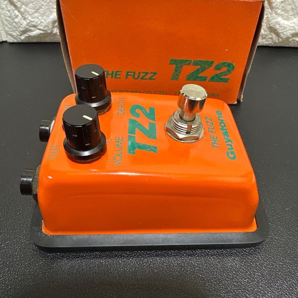 Guyatone TZ2 THE FUZZ EFFECTOR 682141