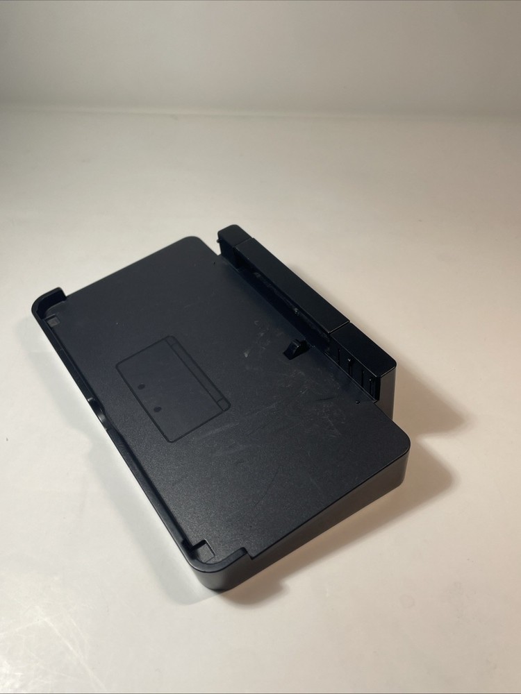 Nintendo 3DS Charging Dock Cradle Station Model CTR-007 - Official