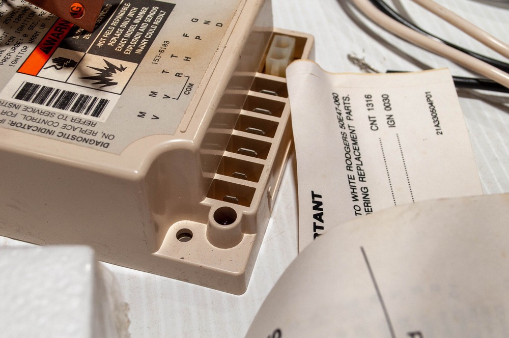 Trane Service First Trane KIT2119 Ignition Module 50E47-060 Igniter IGN0030 Rod